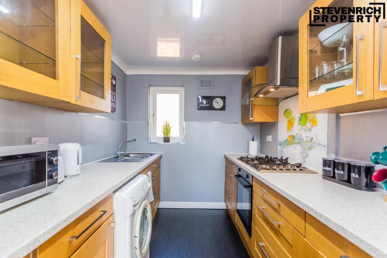 Holiday home Spacious 2 Bedroom House Long Term