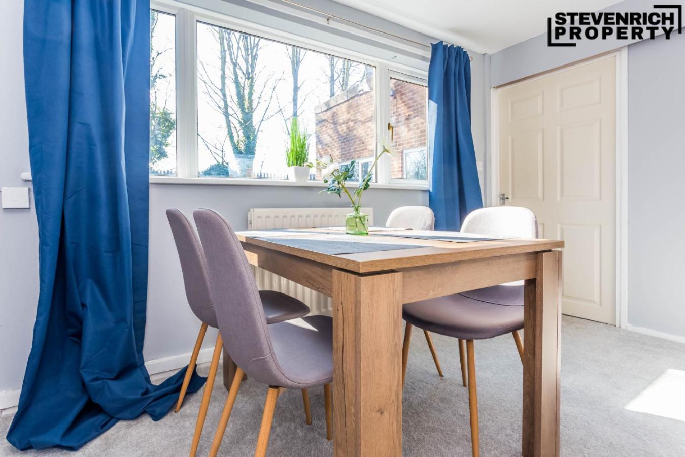 Holiday home Spacious 2 Bedroom House Long Term